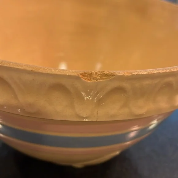 Antique (1930s) McCoy Yellow Ware Stoneware Bowl with Blue & Pink Stripes - Picture 7 of 14